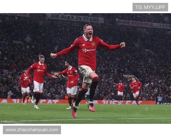 韦格霍斯特与切尔西对决时额头遭踢破血流满面 勇敢坚持比赛引热议