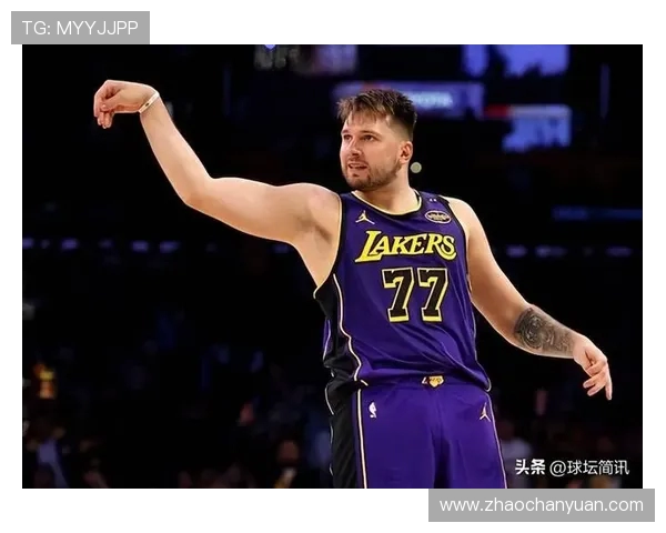 原创周最佳球员出炉!东契奇创队史纪录!勇士2签1裁,浓眉交易有新动向 原创周最佳球员出炉!东契奇创队史纪录!勇士2签1裁,浓眉交易有新动向